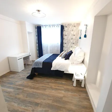 La Marine By Leslodgespa Apartment