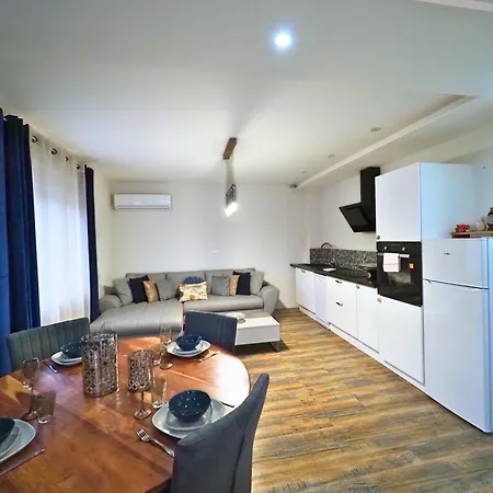 La Marine By Leslodgespa Apartment