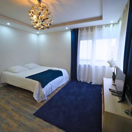 La Marine By Leslodgespa - Moderne Et Equipe Au Style Marin, Proche De Bale Et De L'aeroport Apartament